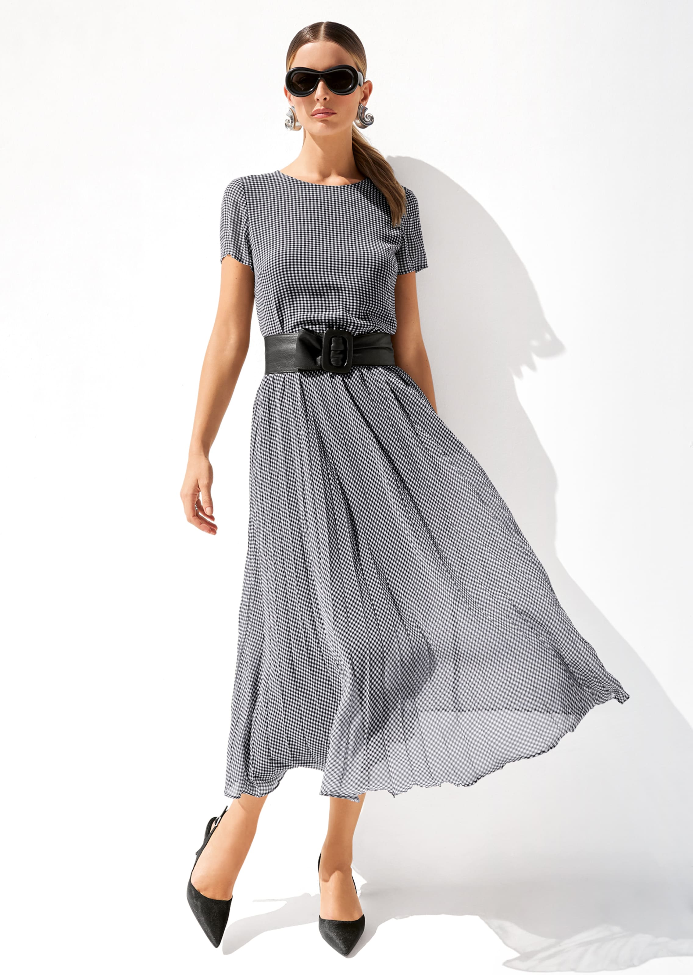Sommerliches Kleid in feinem Vichy-Karo