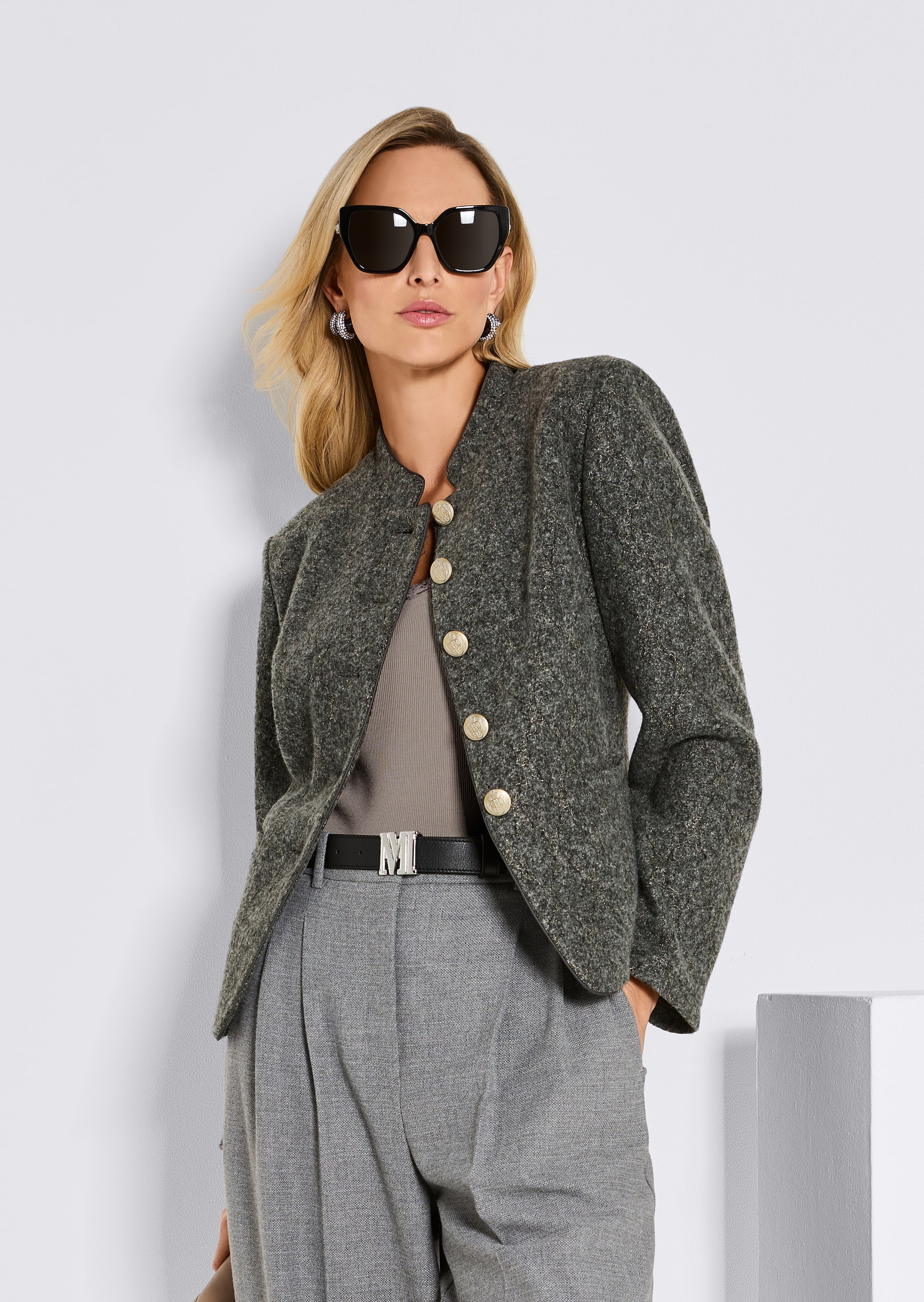 Blazer à col droit