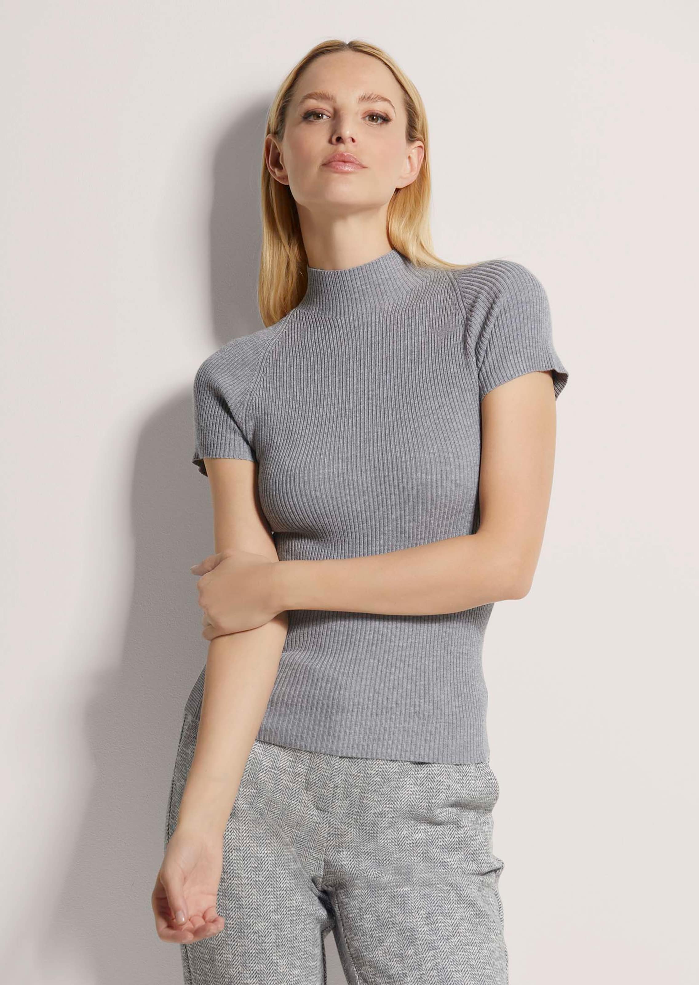 Tricot trui met korte mouwen