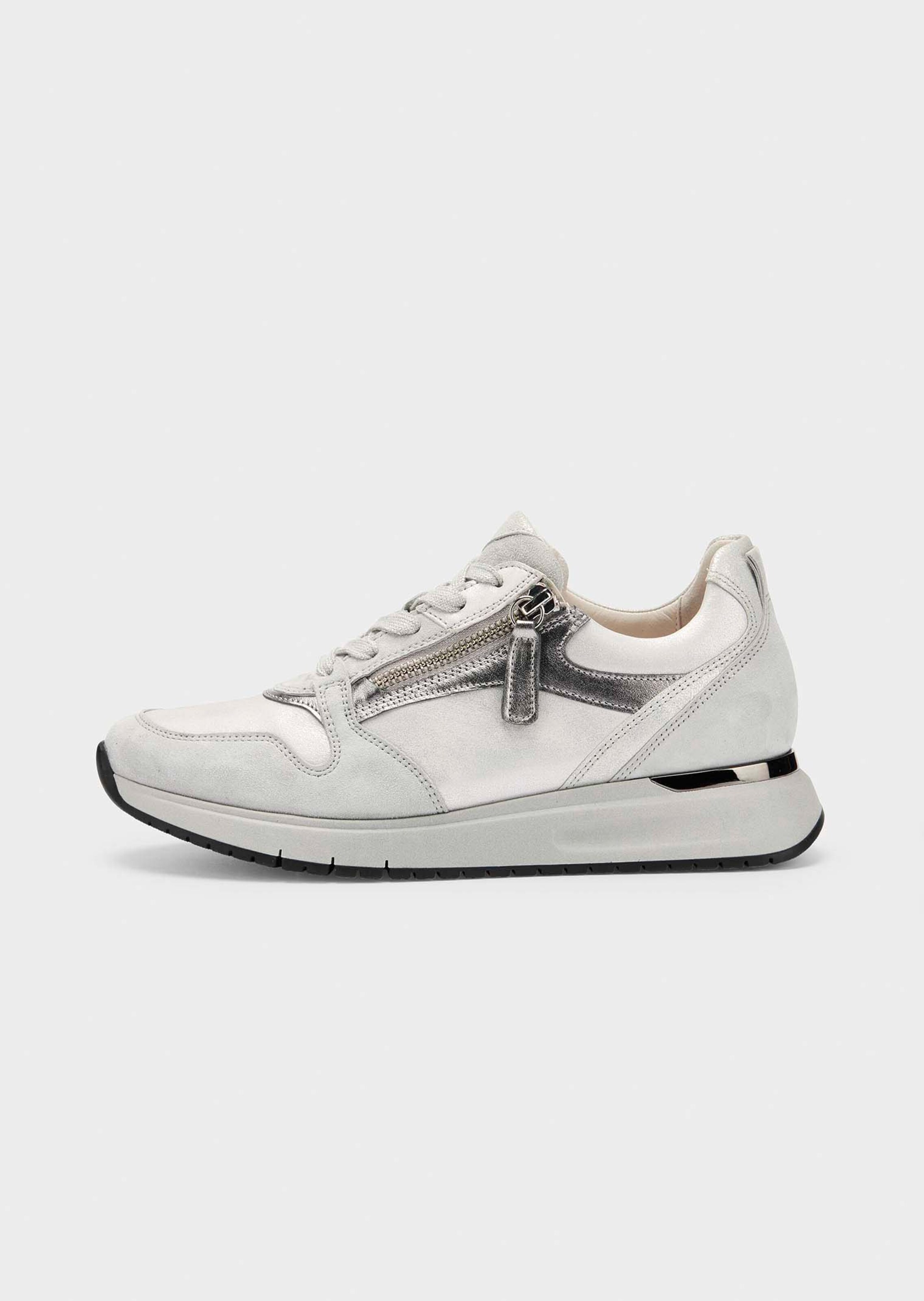 Sneakers thumbnail 5
