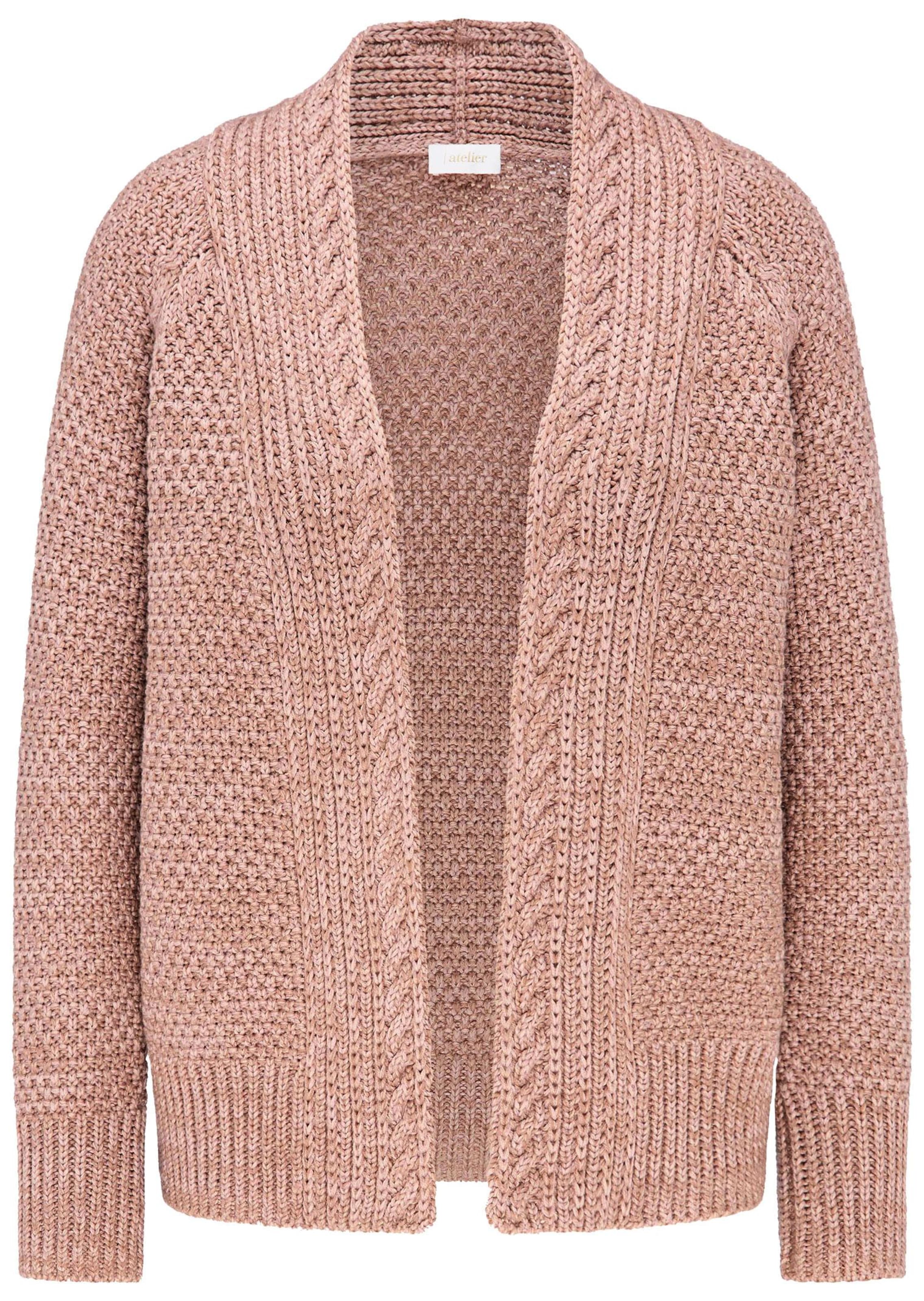 Zeitlose Strickjacke in Grobstrick
