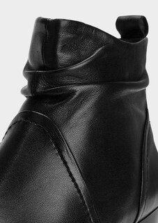 Feminine Stiefeletten mit Reißverschluss thumbnail 3