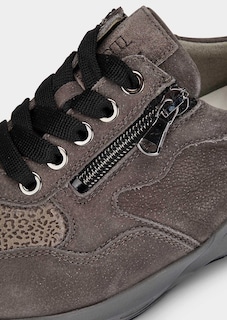 Sneakers adaptés aux pieds sujets à l’hallux valgus, avec semelle extérieure amortissante thumbnail 3