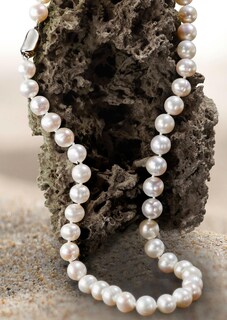 Elegante parelketting thumbnail 3