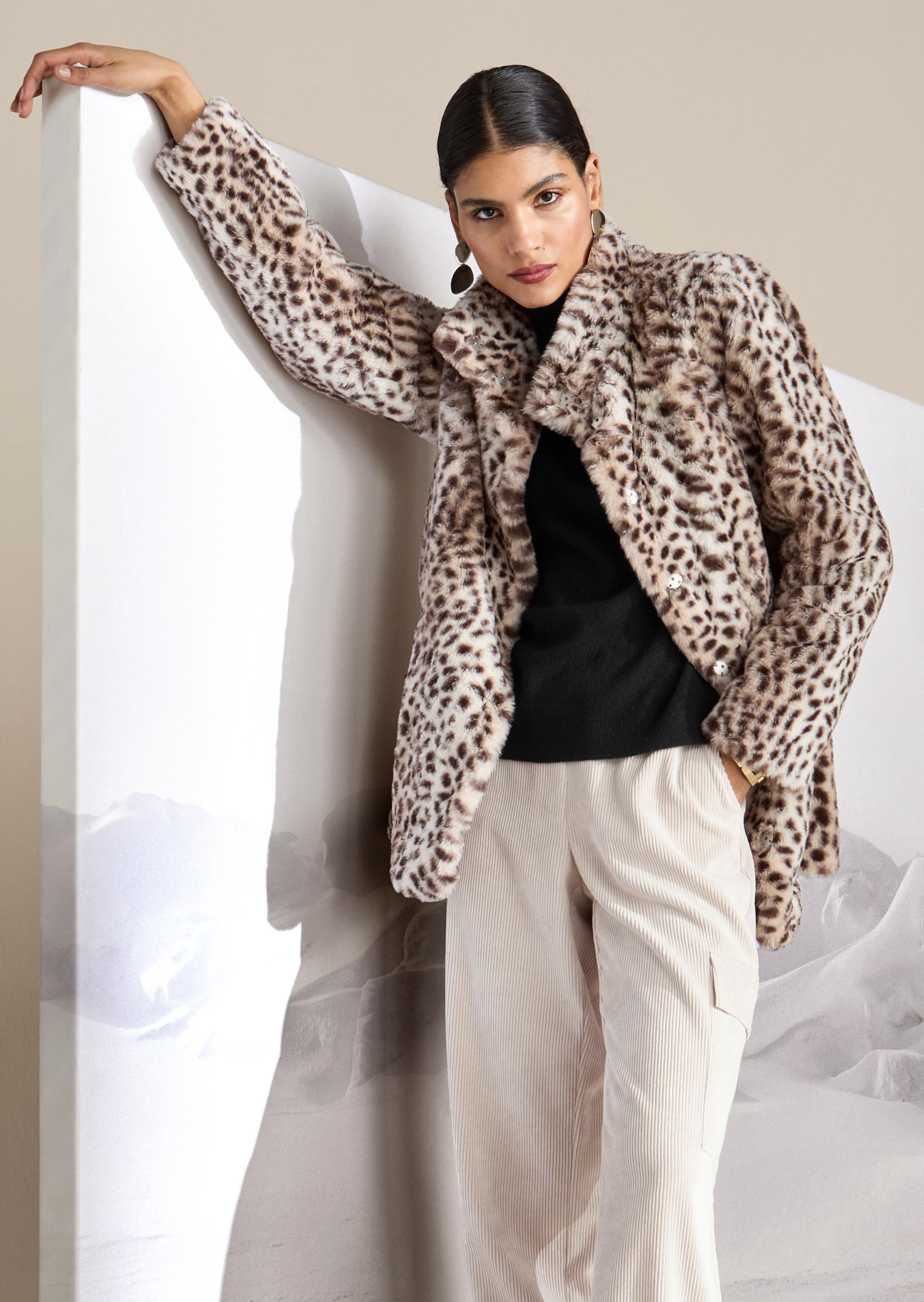 Manteau en fausse fourrure motif léopard