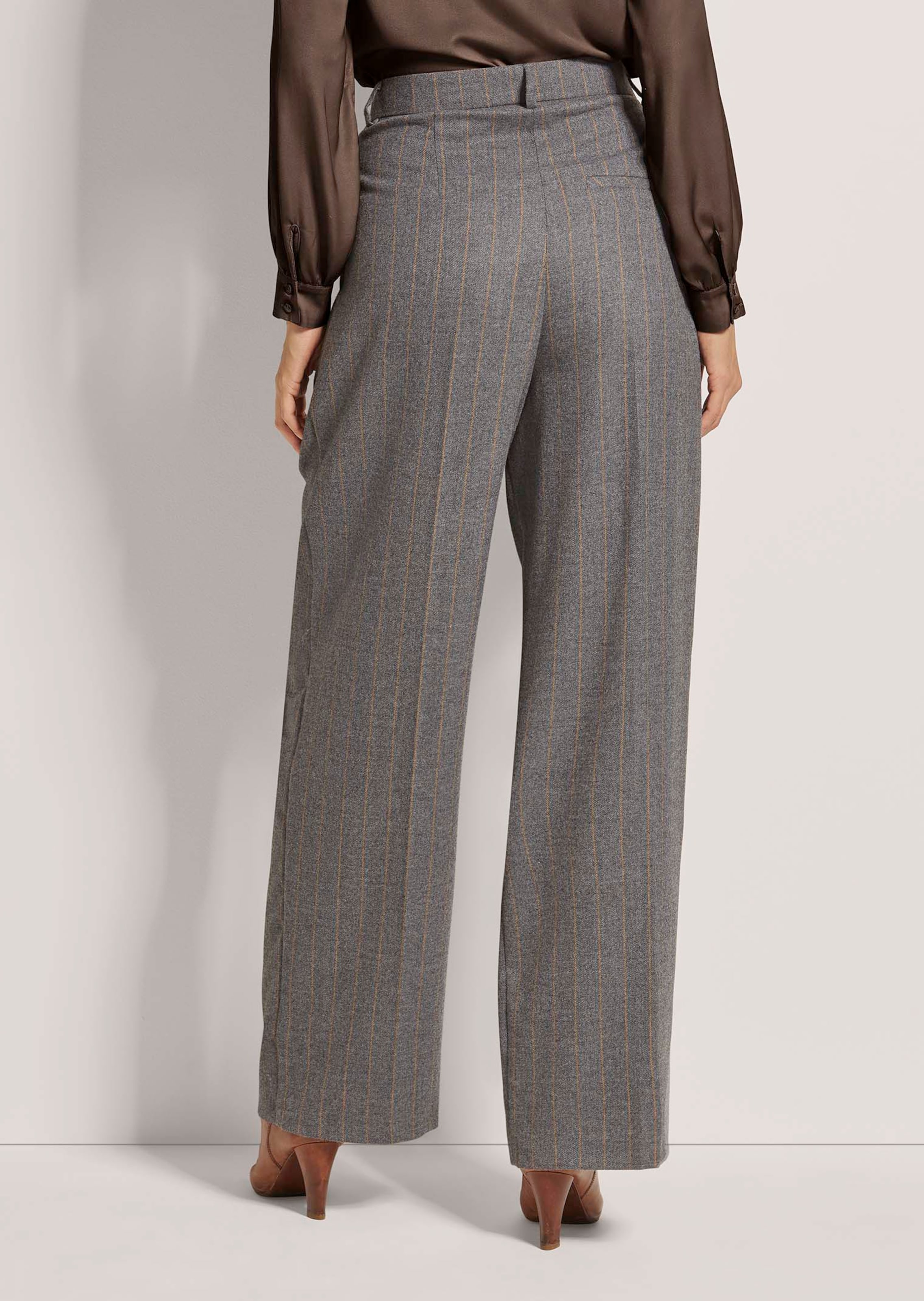 Pantalon thumbnail 4
