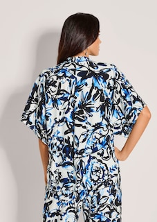 Luftige Oversizebluse mit Rüschen thumbnail 4