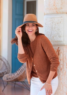 Cardigan thumbnail 1