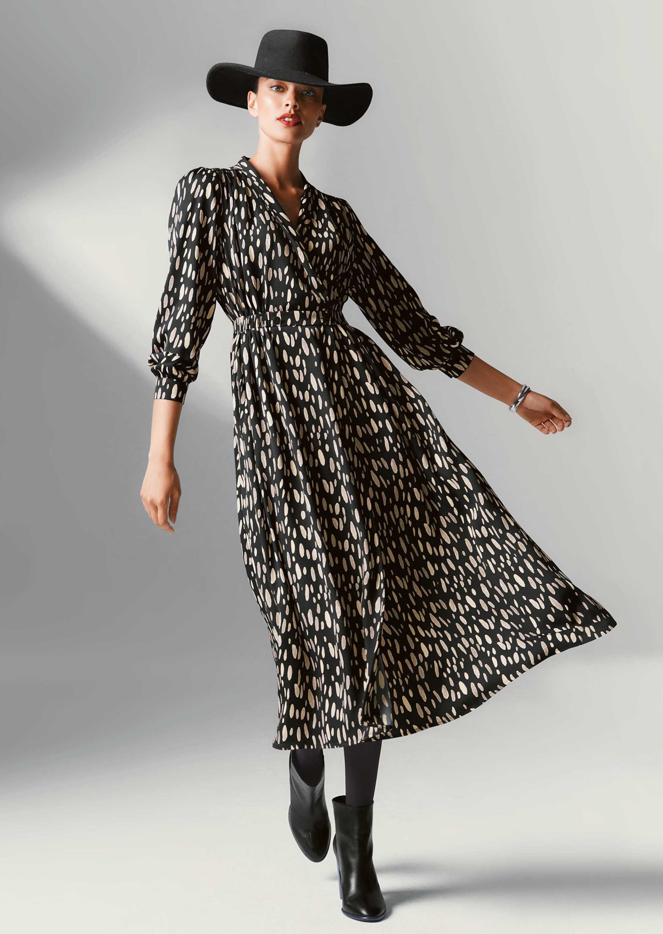 Kleid in Wickeloptik