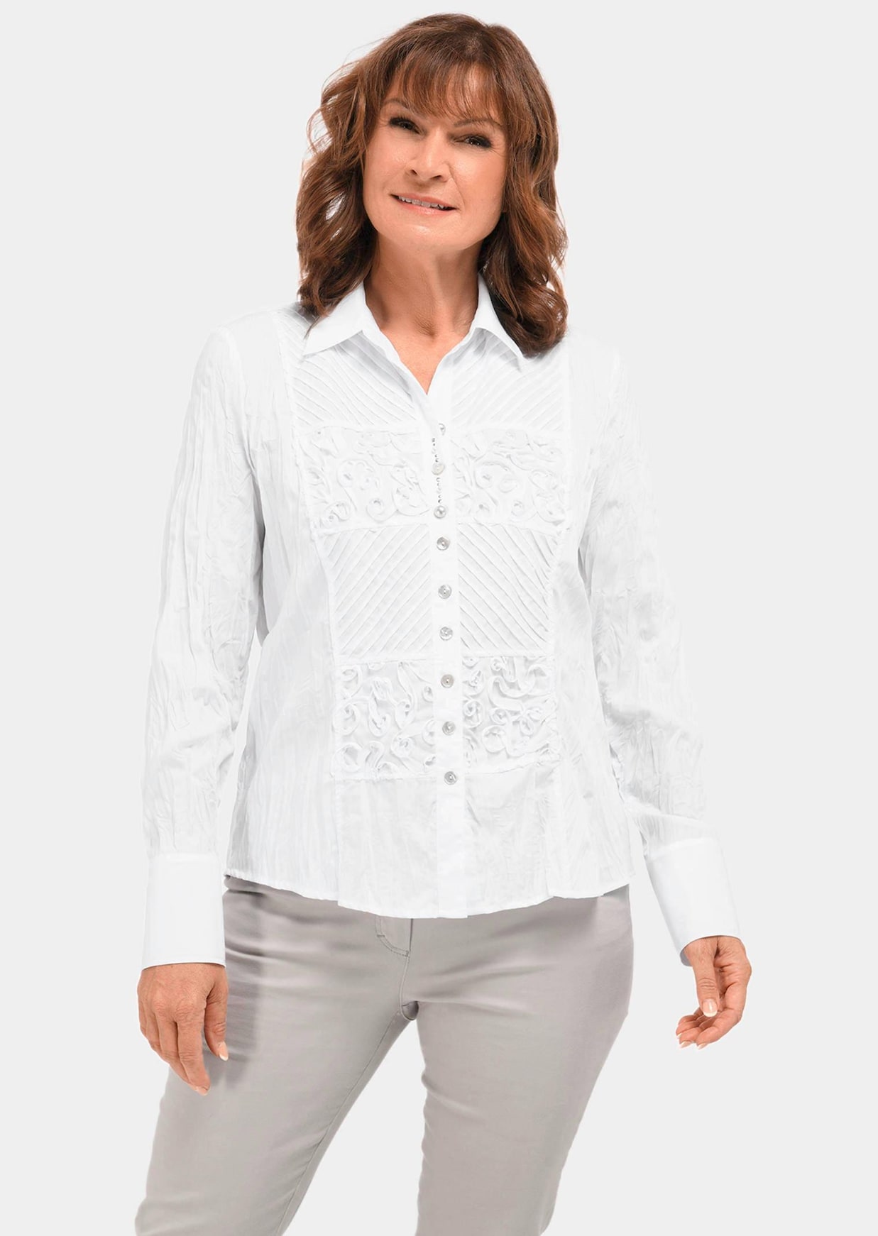 Besonders elegante Crashbluse mit detailreicher Verarbeitung
