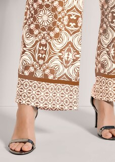 Weite Sommerhose mit Unikat-Print thumbnail 6