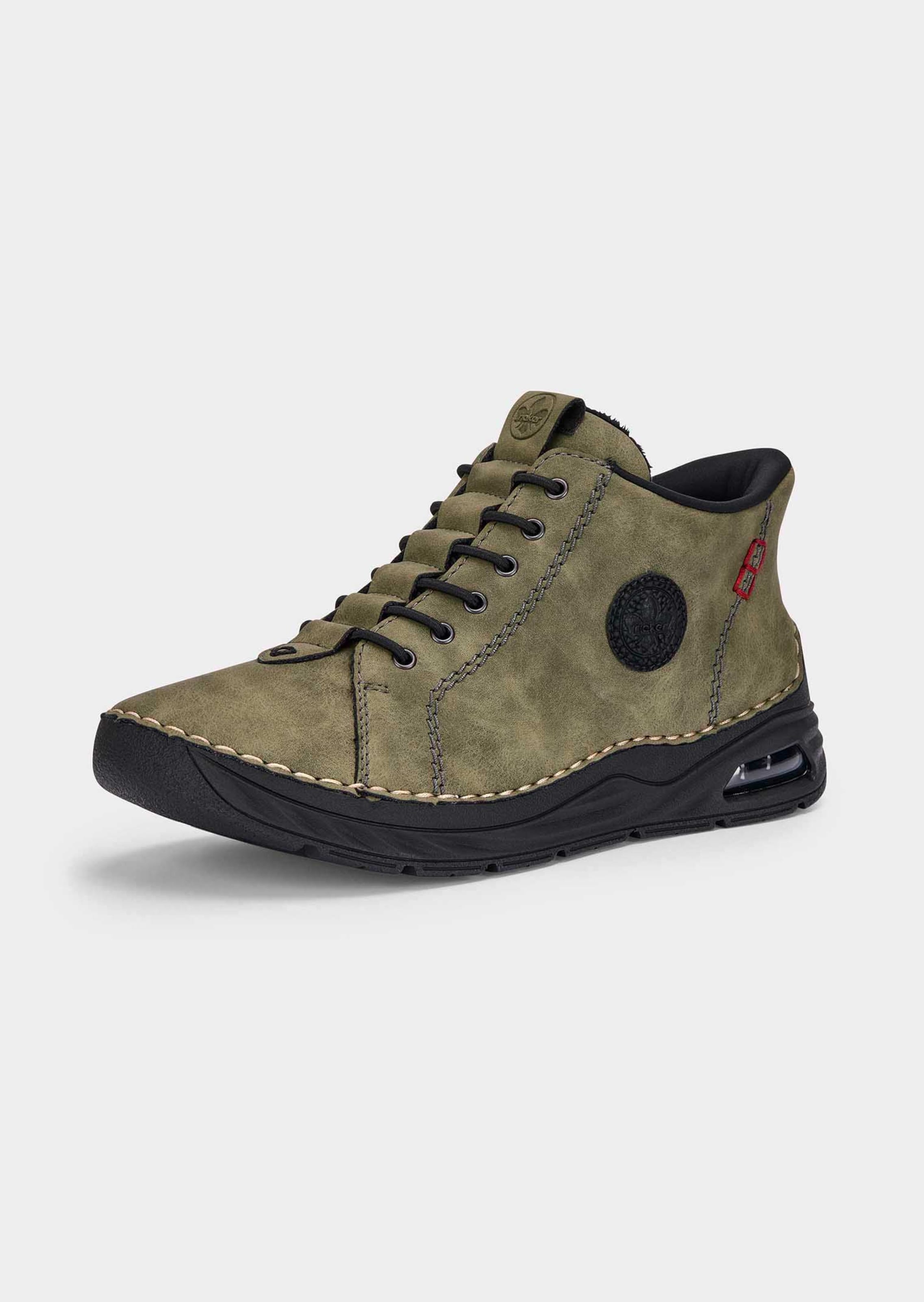 Sneakers montants à enfiler