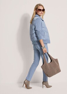 Quilted jacket with large collar thumbnail 6