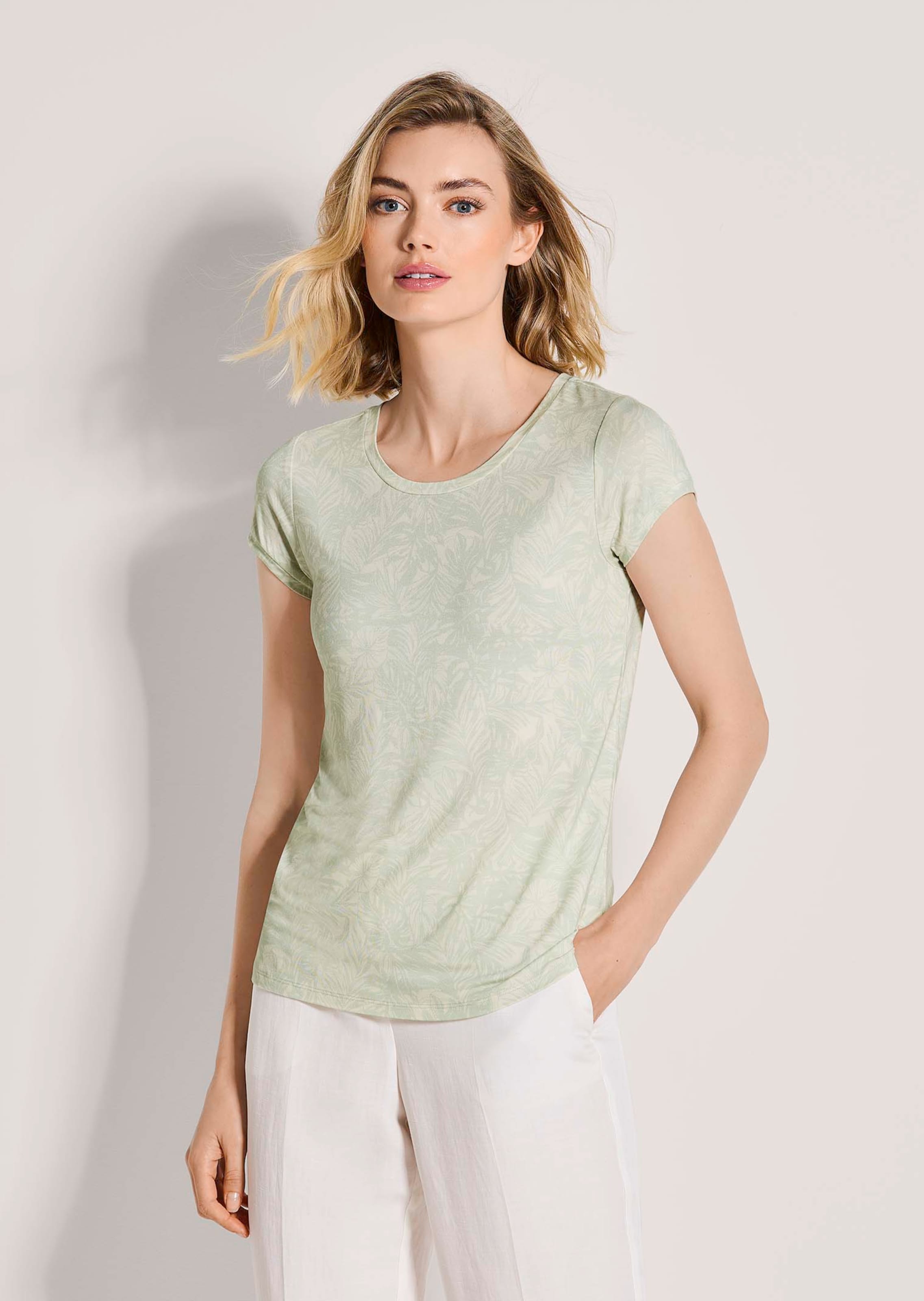 Shirt mit zartem Palmendruck