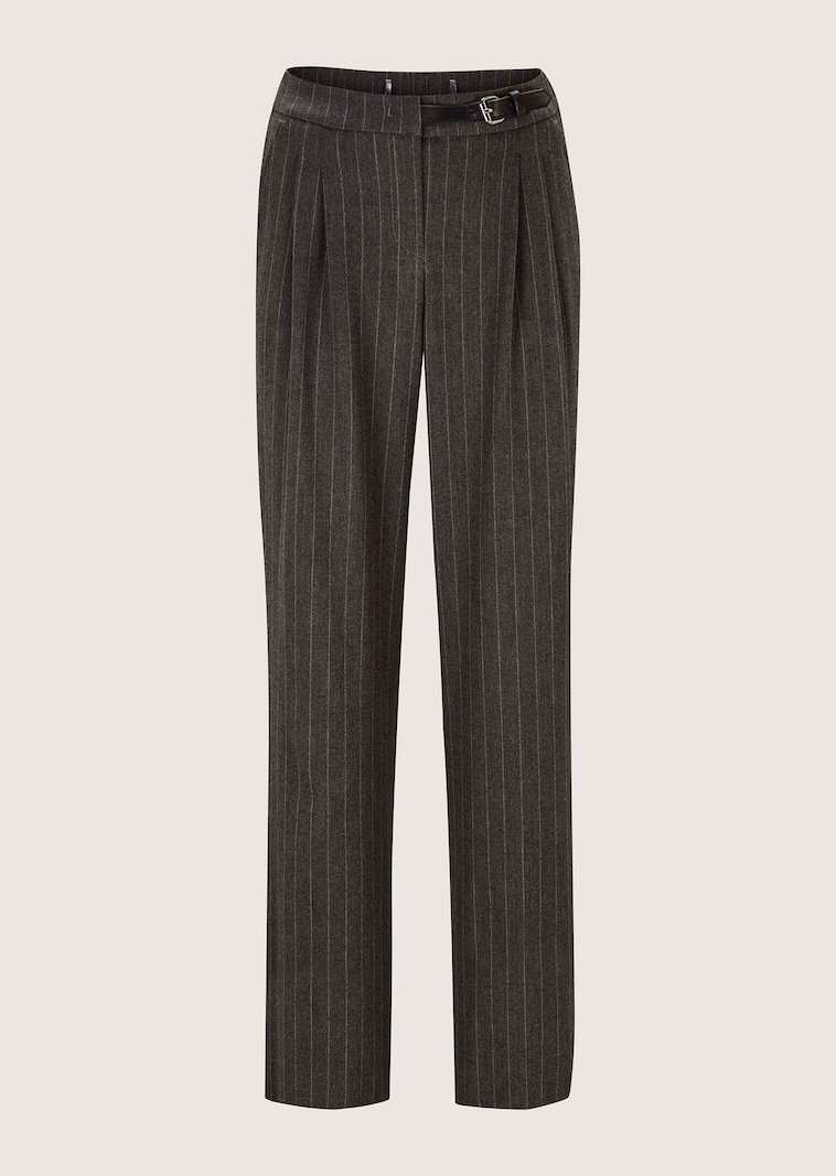 Wijde broek met plooien, krijtstreep en barrel-leg