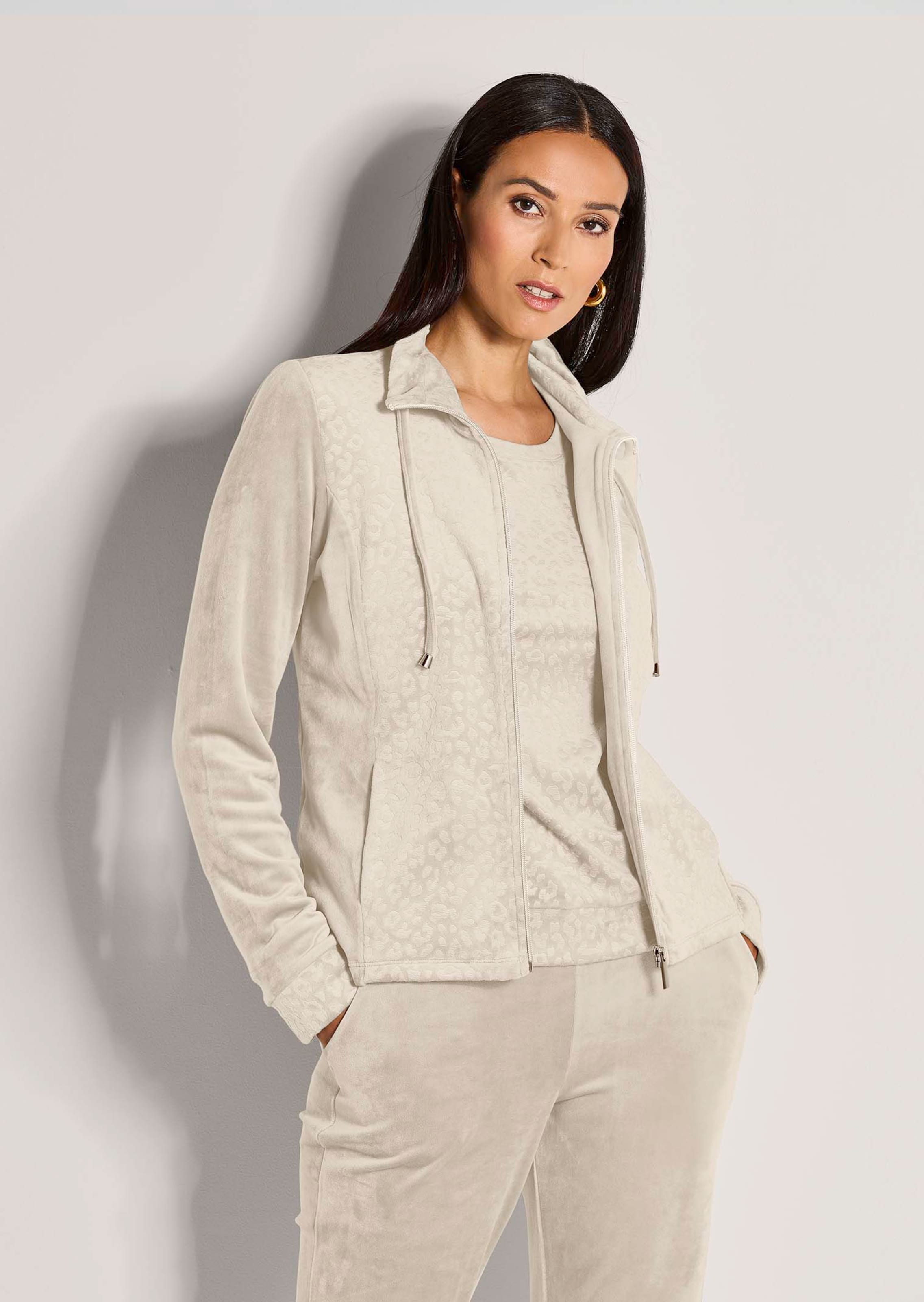 Sweatjacke in flauschiger Nicki-Qualität