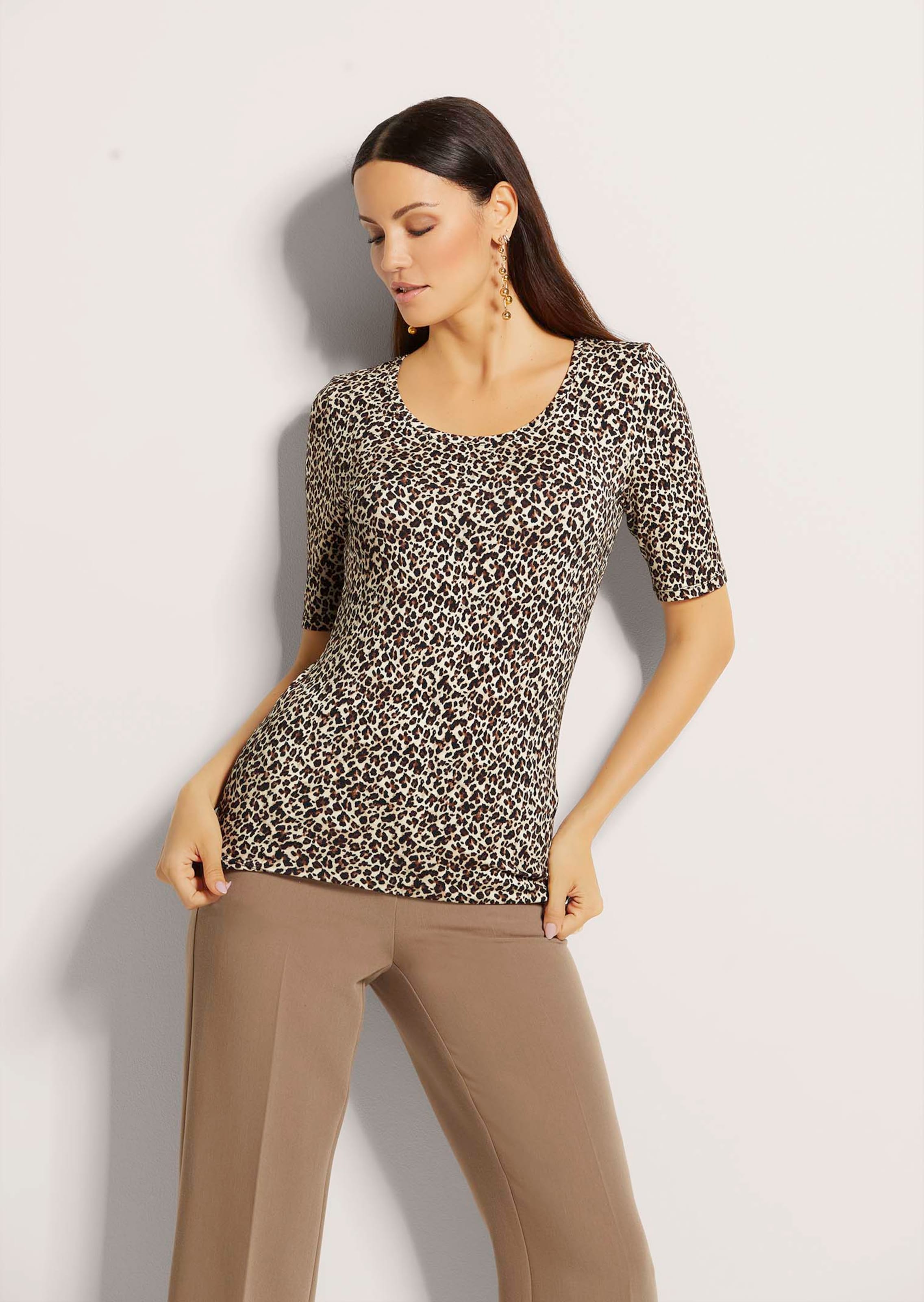 Rundhals-Shirt mit Animalprint