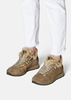 Sneakers thumbnail 2