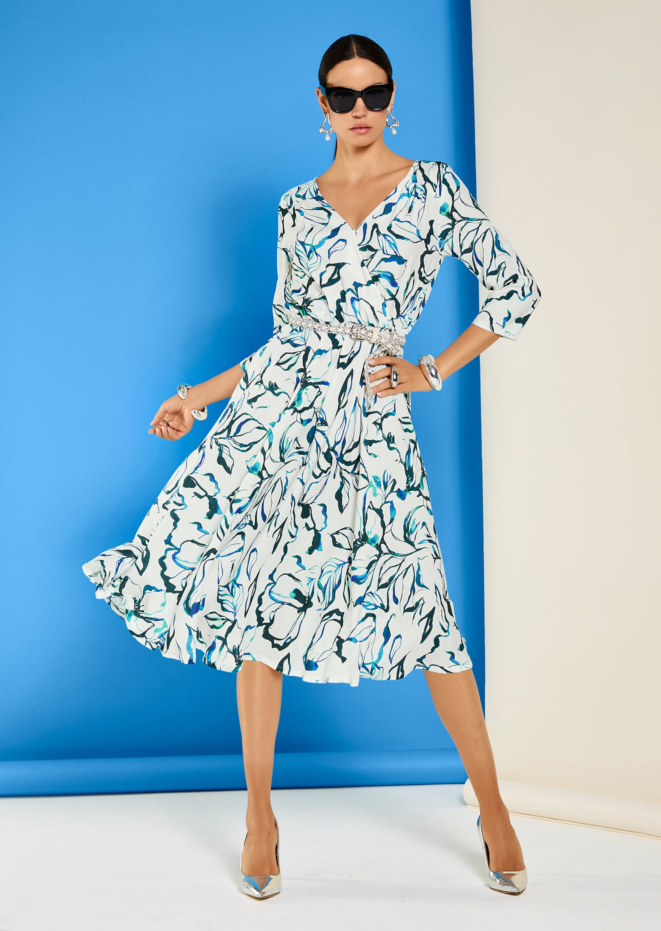 Langes Kleid im Wickel-Look