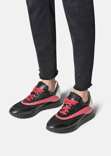 Sneakers thumbnail 2