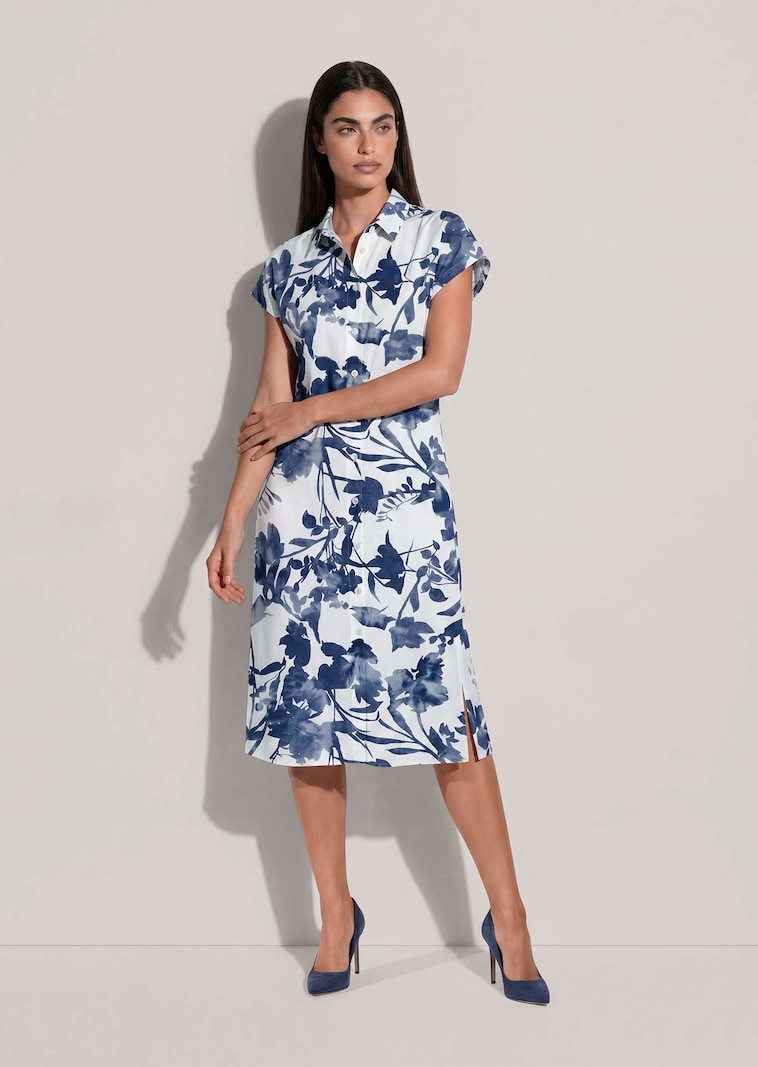 Hemdblusenkleid aus Viskose mit Blütenprint