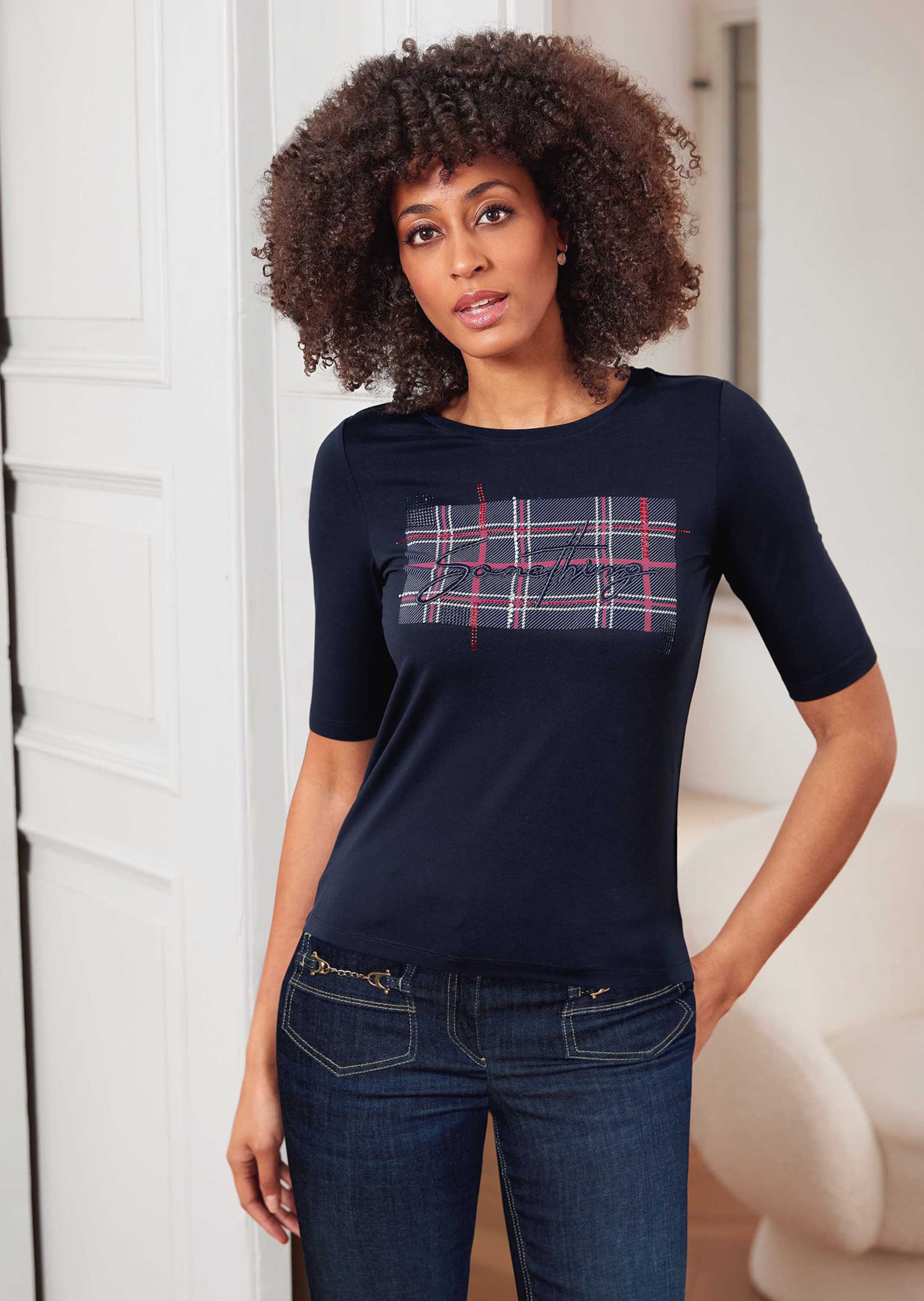 Half-sleeved shirt with unique print