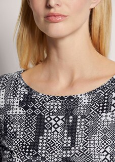 T-shirt thumbnail 6