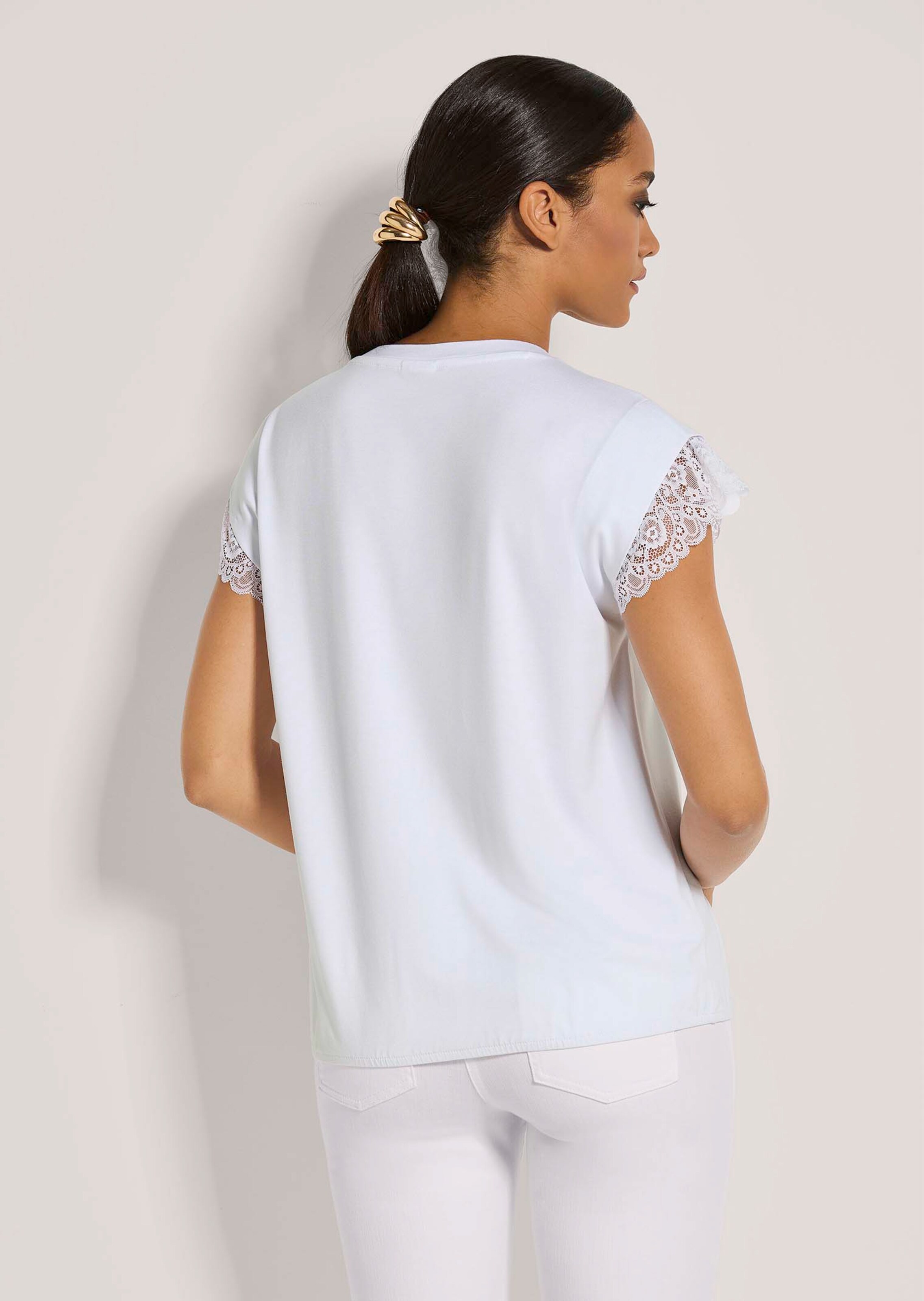 T-shirt thumbnail 4