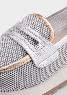 Slipper mit Metallic-Leder und atmungsaktivem Mesh thumbnail 2