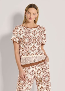 Lässiges Sommershirt im Material-Mix thumbnail 2