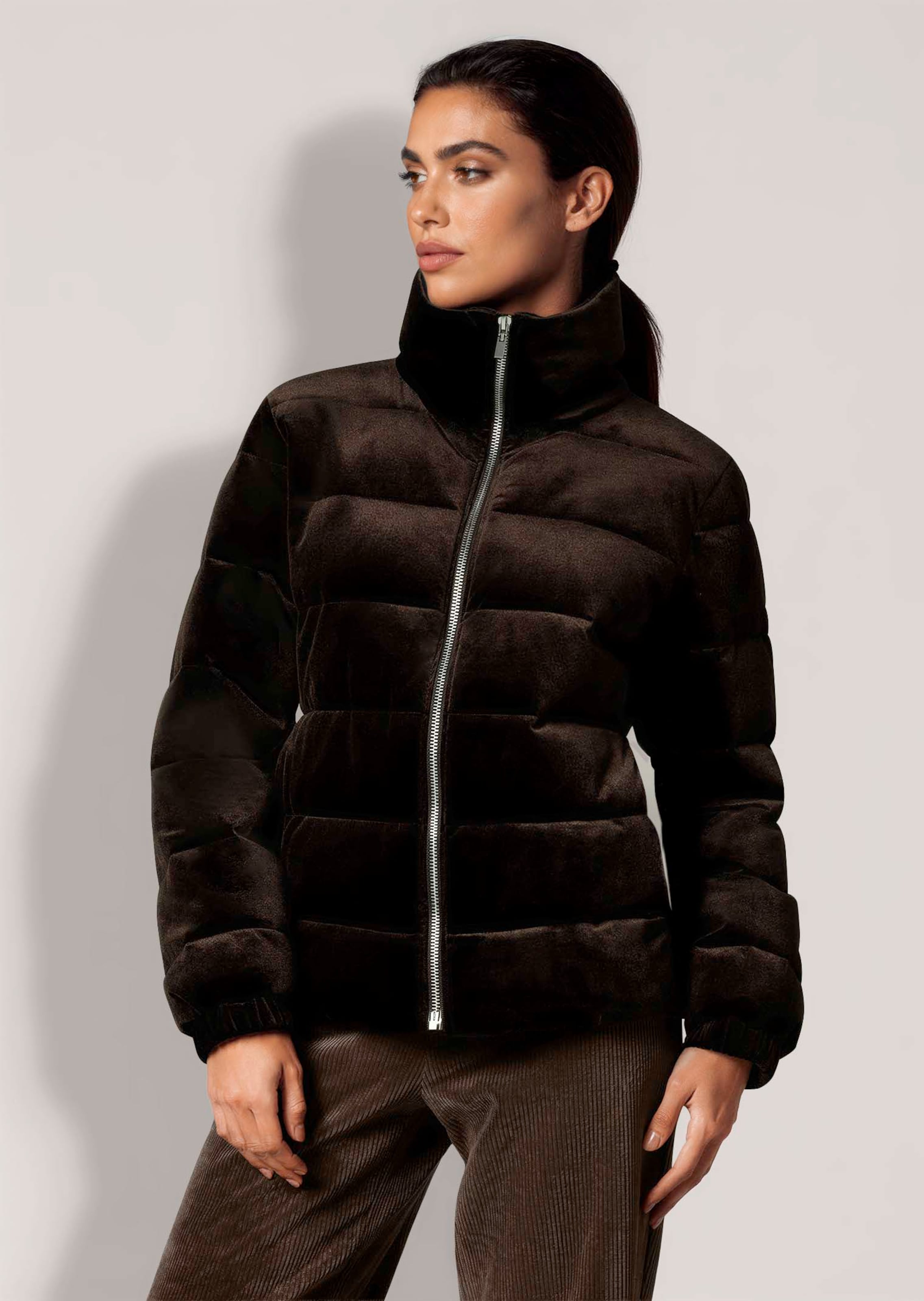 Modische Samt-Steppjacke
