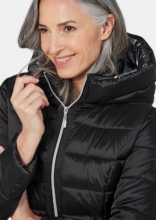 Wärmende Steppjacke mit dezentem Schimmer thumbnail 5