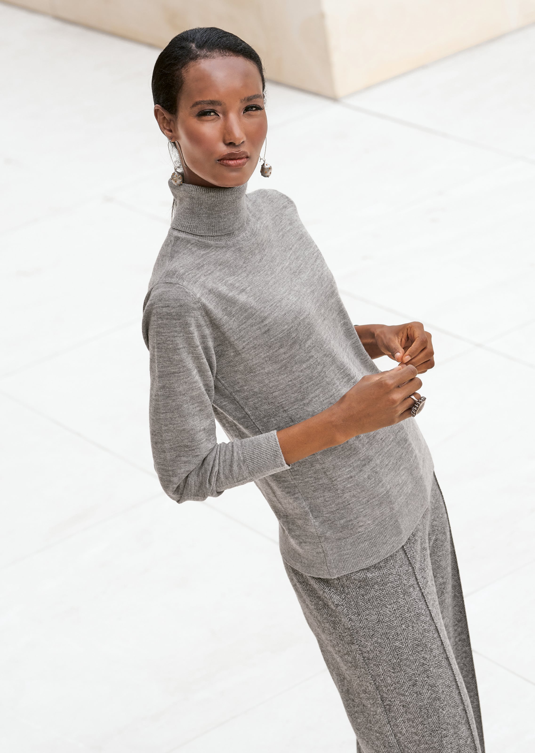 Rollkragen-Pullover aus Wolle