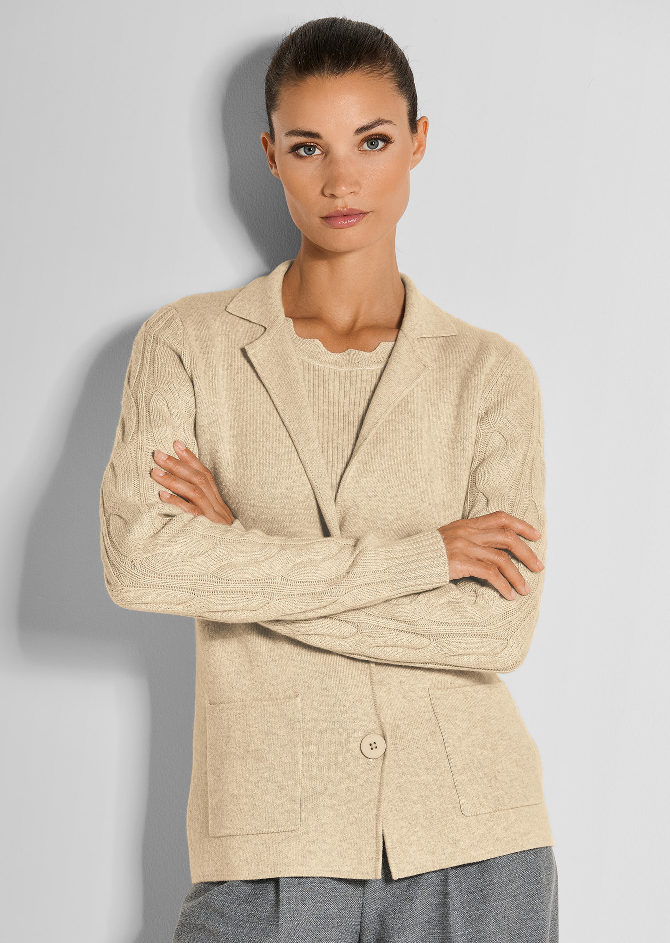 Knitted blazer