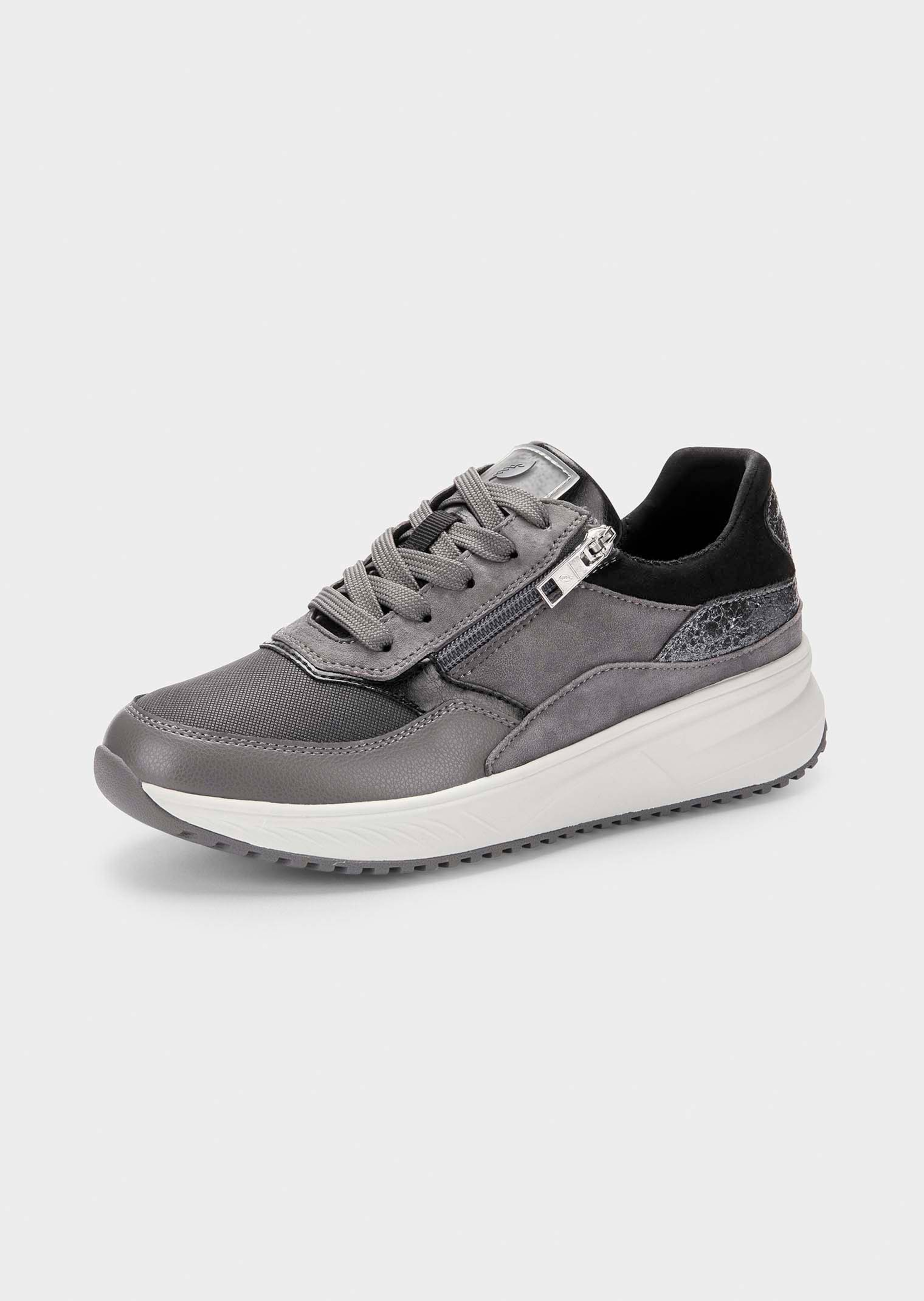 Sneaker aus Glatt- und Wildleder