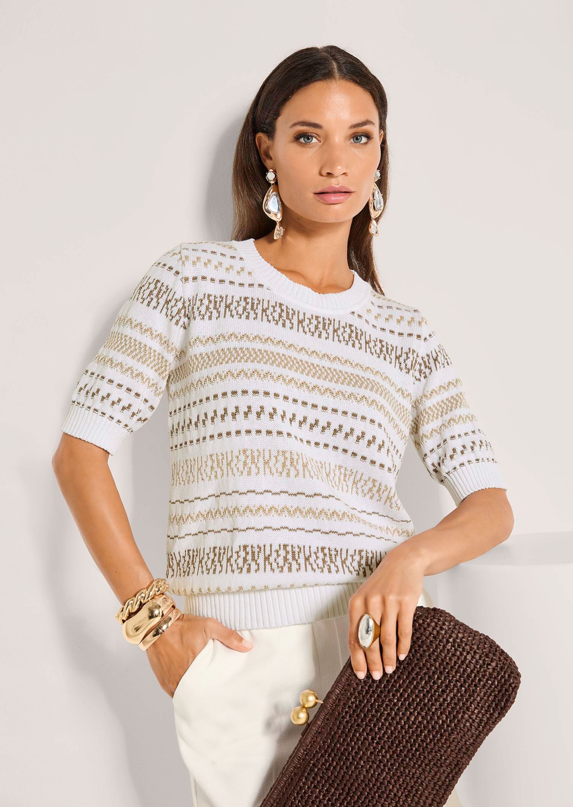 Pull avec fil brillant thumbnail 5