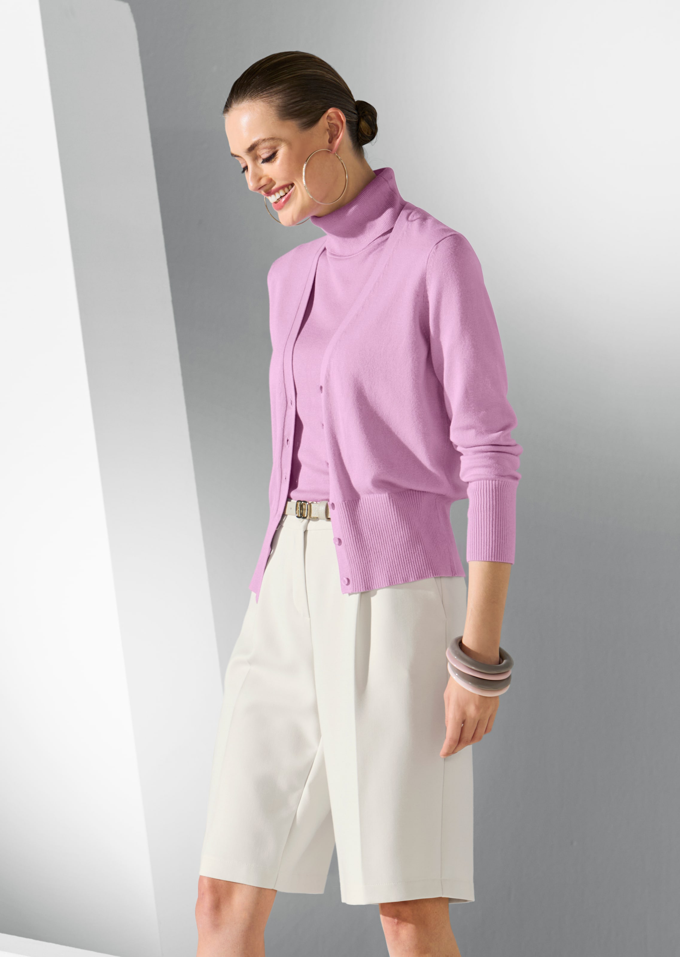 Strickjacke aus Viskose-Stretch