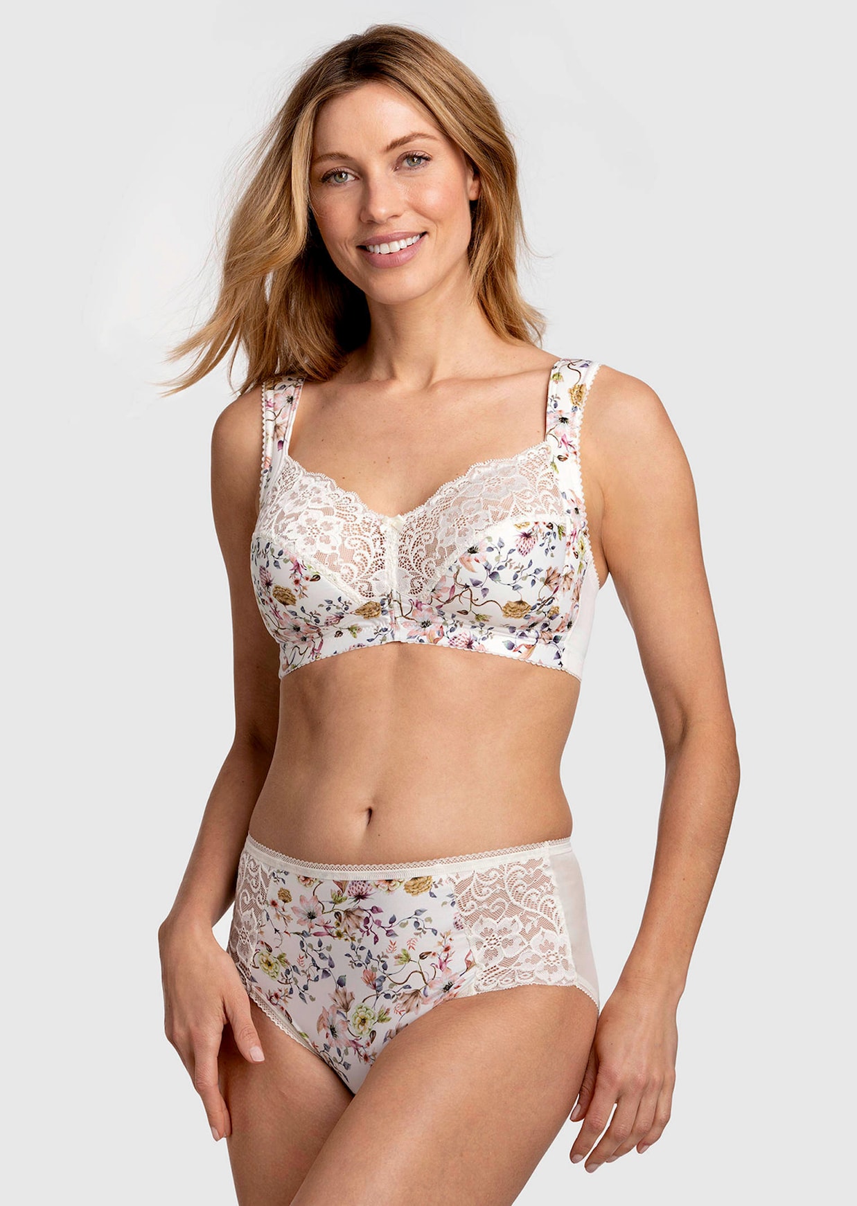Tailleslip met bloemenprint en kant
