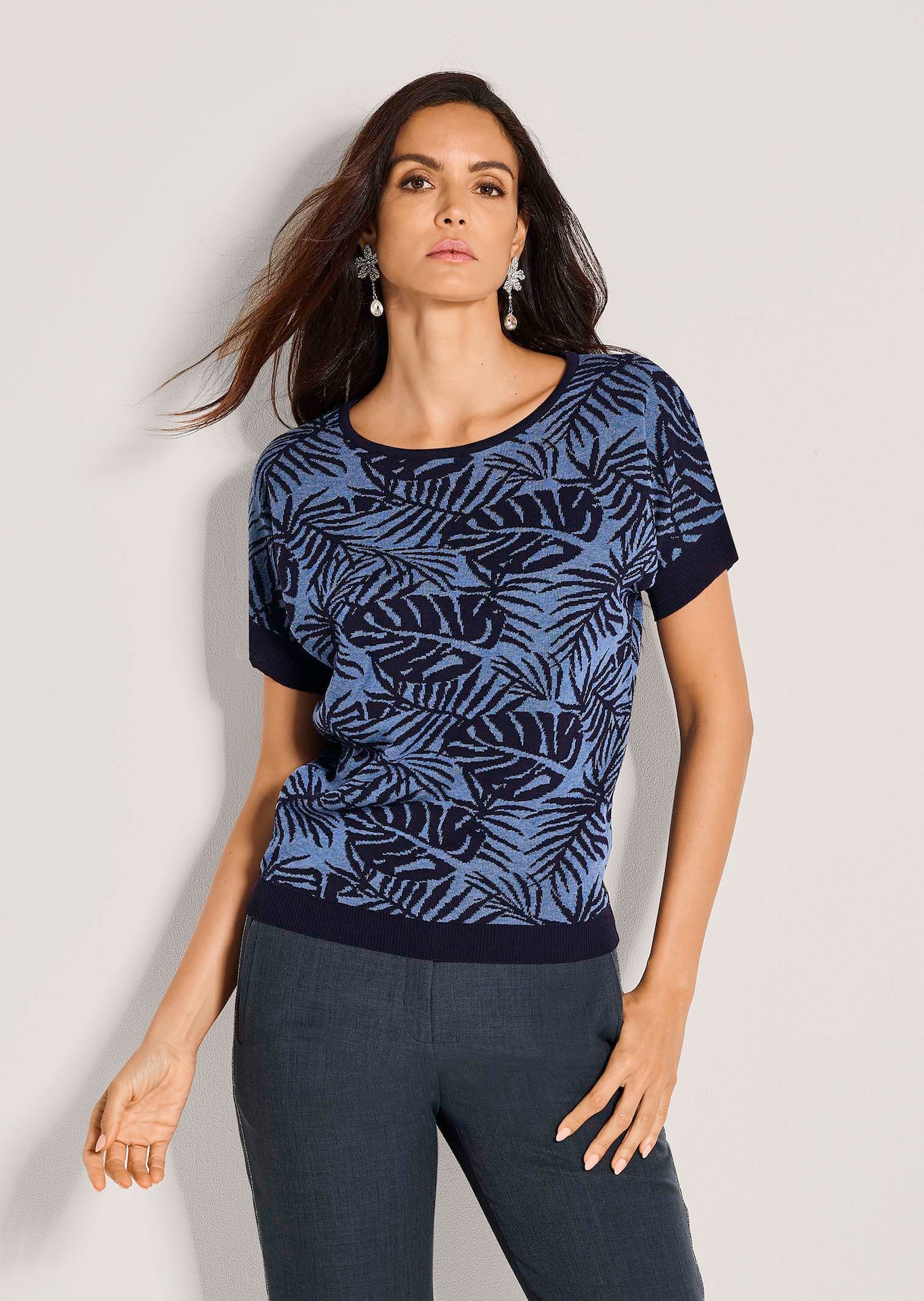 Pull léger en jacquard floral