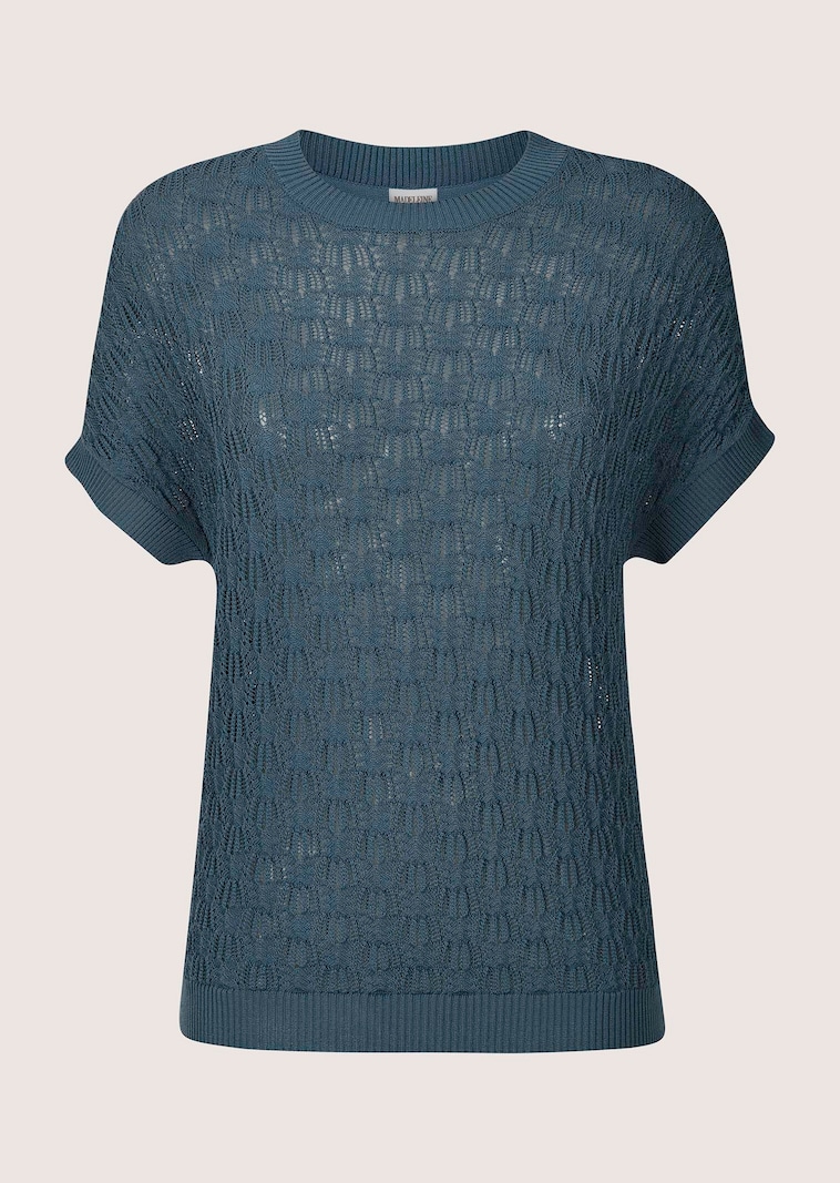 Lightweight open-knit jumper