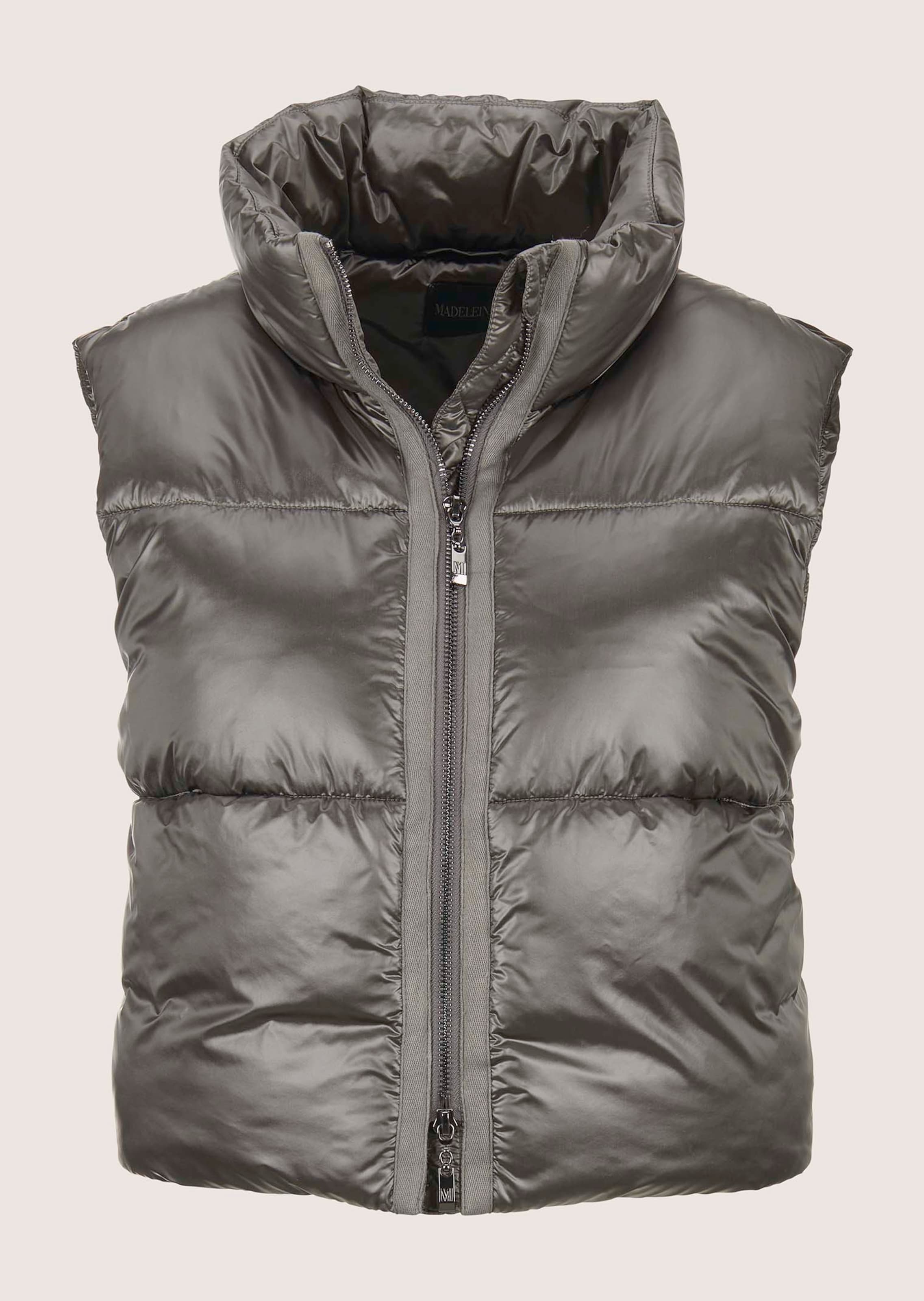 Verkorte gewatteerde bodywarmer met metallic look thumbnail 7