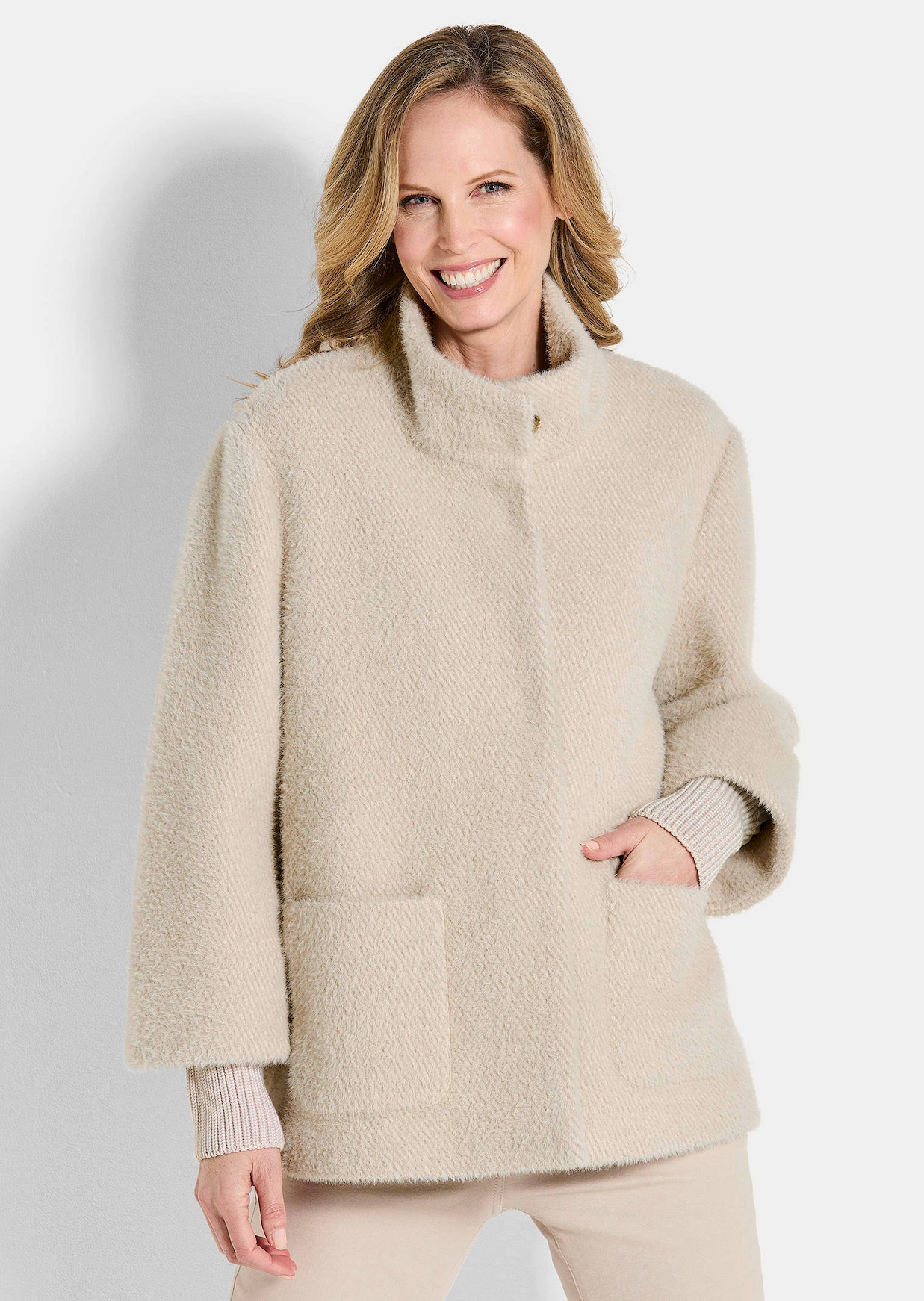 Modische Jacke mit Strickbündchen