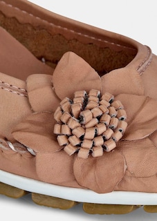 Ballerina aus Leder mit Blumenornament thumbnail 3