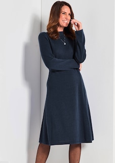 Robe en tricot à la coupe féminine en A thumbnail 7