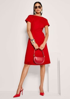 Robe fourreau avec encolure bateau et manches courtes thumbnail 1
