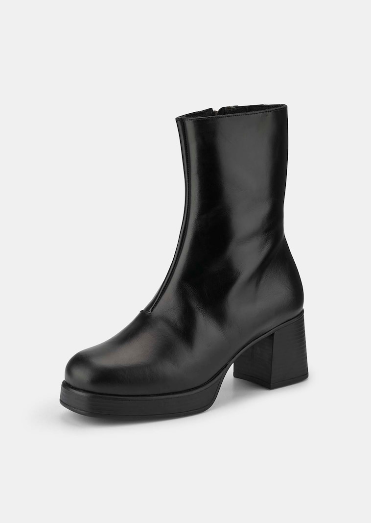 Stiefeletten aus Leder mit Blockabsatz