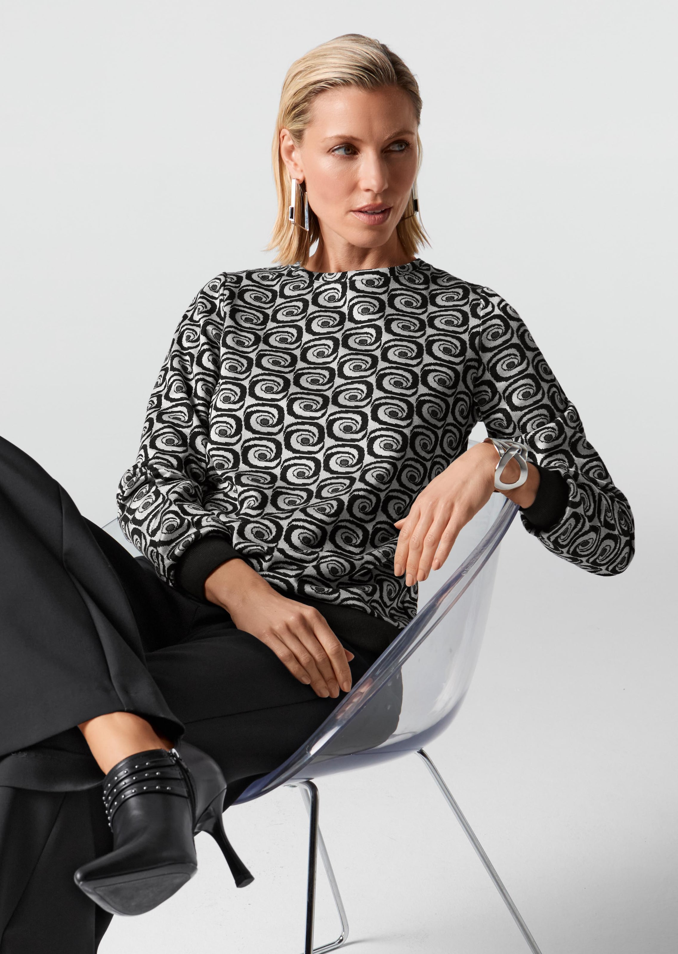 Sweatshirt mit Retro-Muster