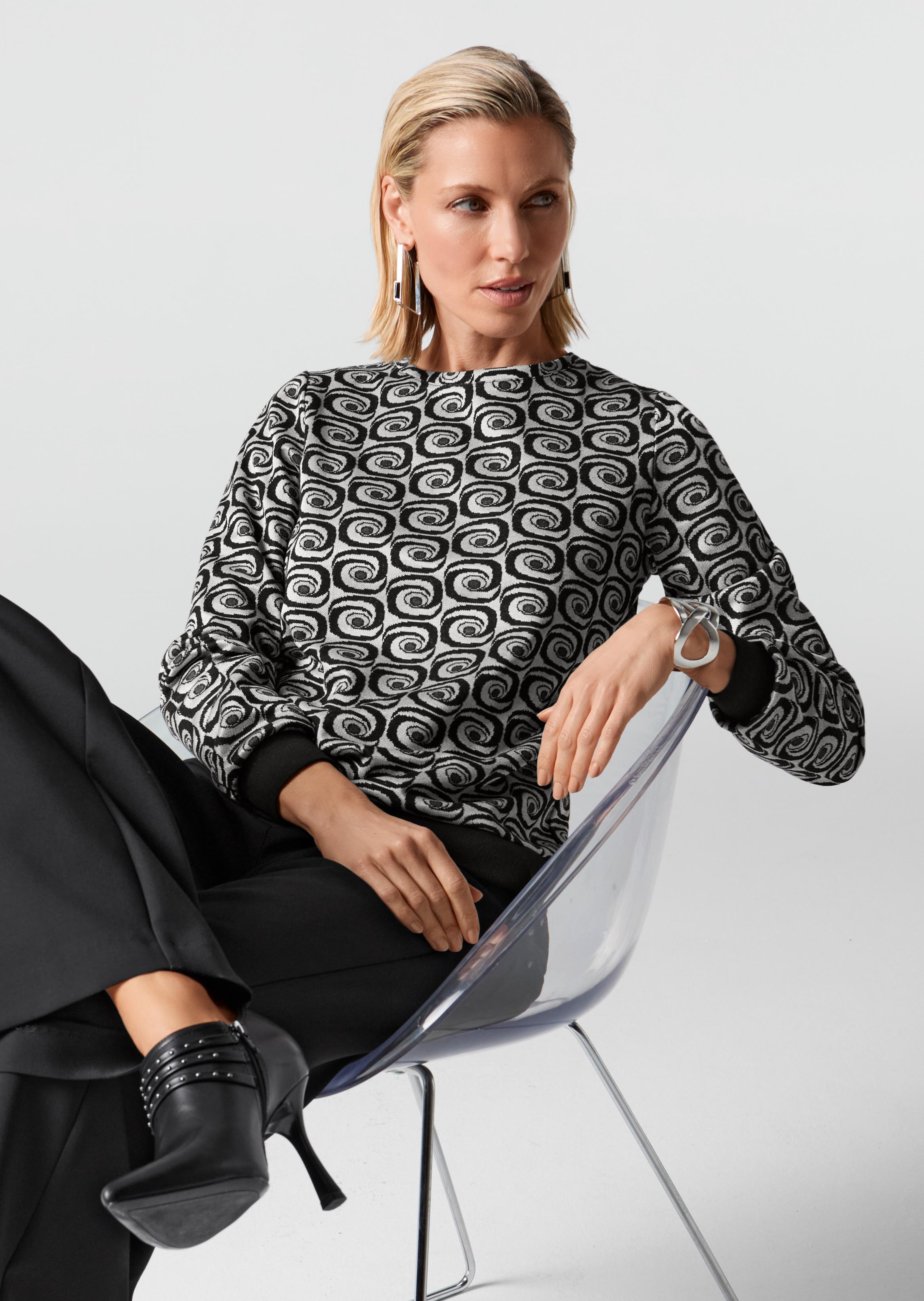 Sweatshirt mit Retro-Muster