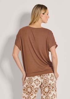 Lässiges Sommershirt im Material-Mix thumbnail 4