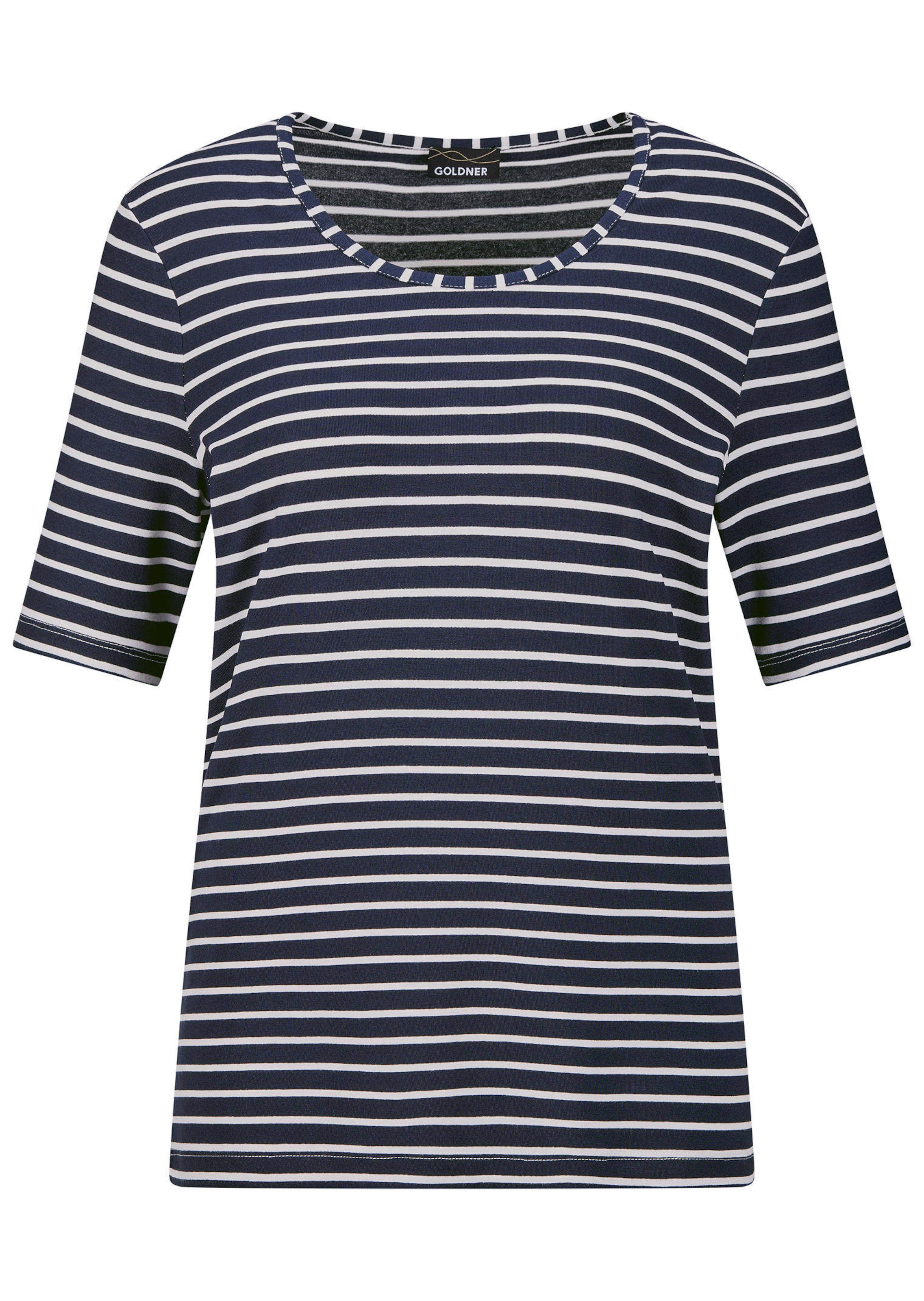 Ringelshirt im Marine-Look